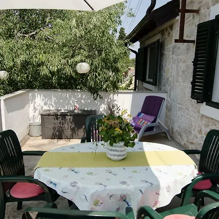 Lavanda & Divona Apartamento Šibenik