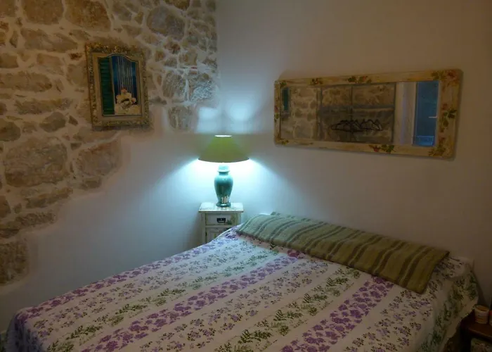 Lavanda & Divona アパート シベニク