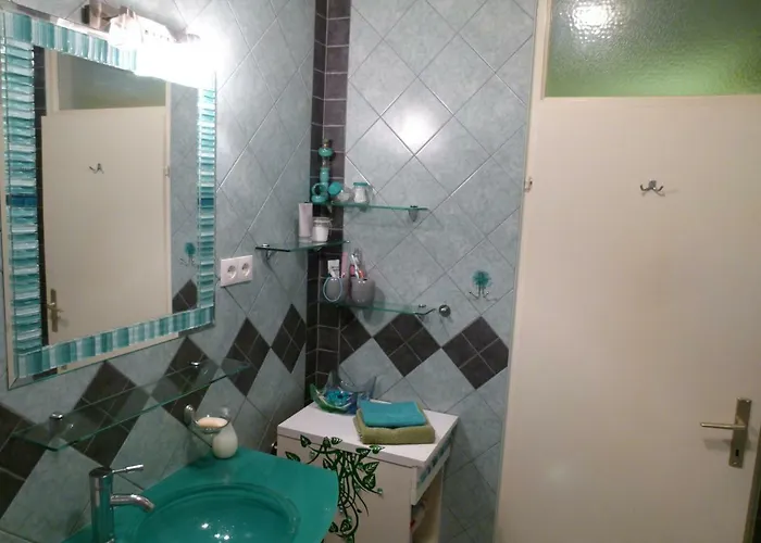 Lavanda & Divona アパート *